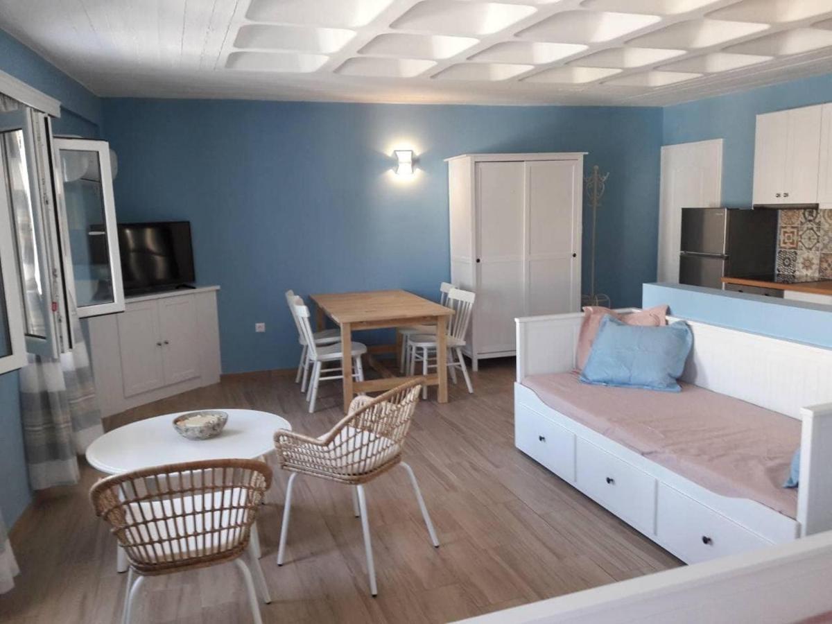 Porto Gavrio Loft Apartment ภายนอก รูปภาพ